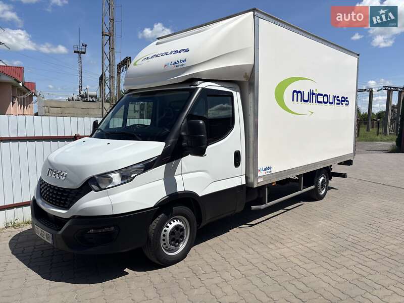 Грузовой фургон Iveco Daily 2021 в Нововолынске