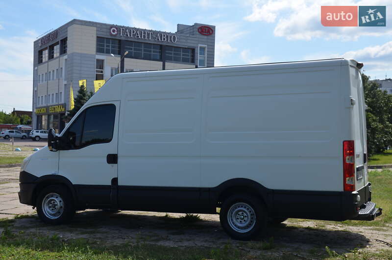 Грузовой фургон Iveco Daily 2014 в Харькове