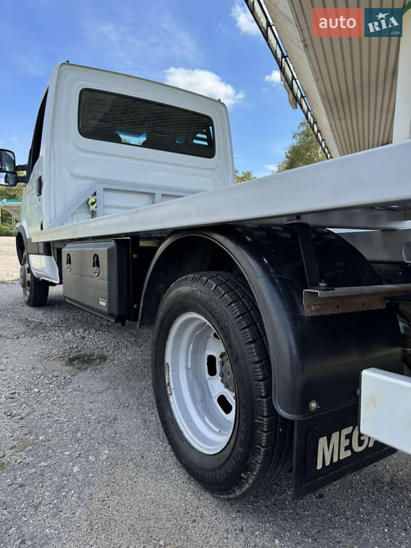 Эвакуатор Iveco Daily 2011 в Хороле