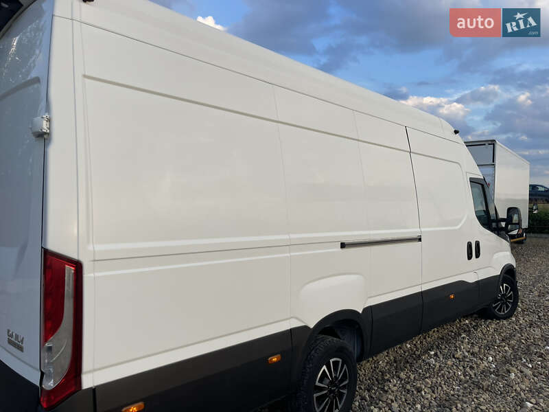 Грузовой фургон Iveco Daily 2020 в Львове