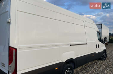 Грузовой фургон Iveco Daily 2020 в 