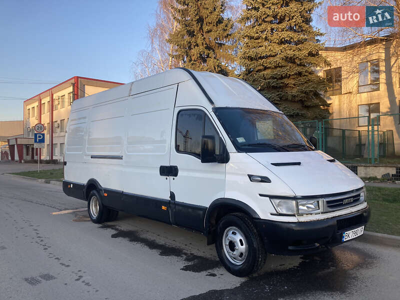Вантажний фургон Iveco Daily 2006 в Рівному