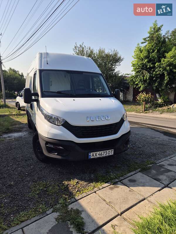 Грузовой фургон Iveco Daily 2020 в 