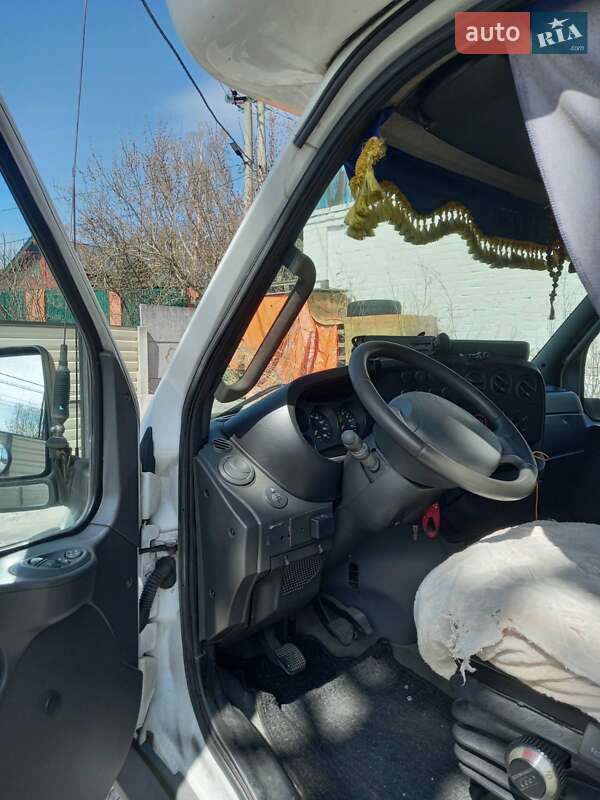 Другие грузовики Iveco Daily 2004 в Обухове