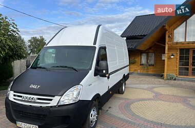Грузовой фургон Iveco Daily 2008 в Стрые