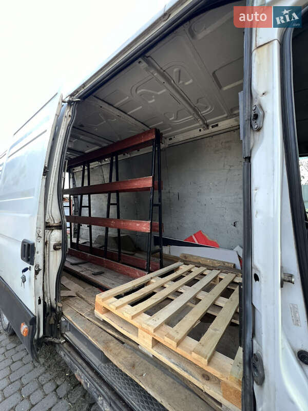 Грузовой фургон Iveco Daily 2004 в Львове фото 9 Грузовой фургон Iveco Daily 2004 в Львове