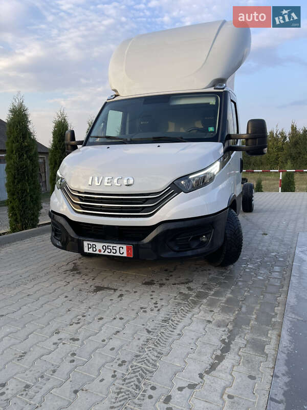 Шасси Iveco Daily 2022 в 