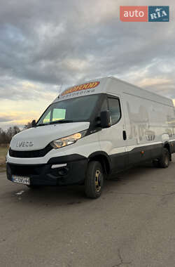 Грузовой фургон Iveco Daily 2015 в 