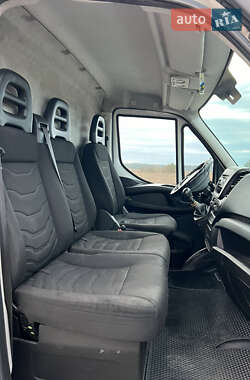 Грузовой фургон Iveco Daily 2015 в 
