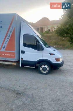 Вантажний фургон Iveco Daily 2001 в 