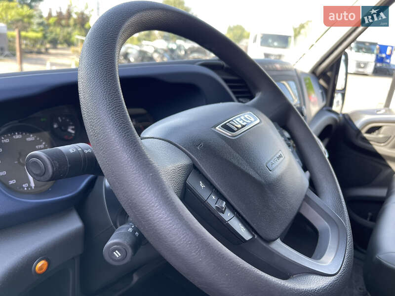 Грузовой фургон Iveco Daily 2018 в Луцке