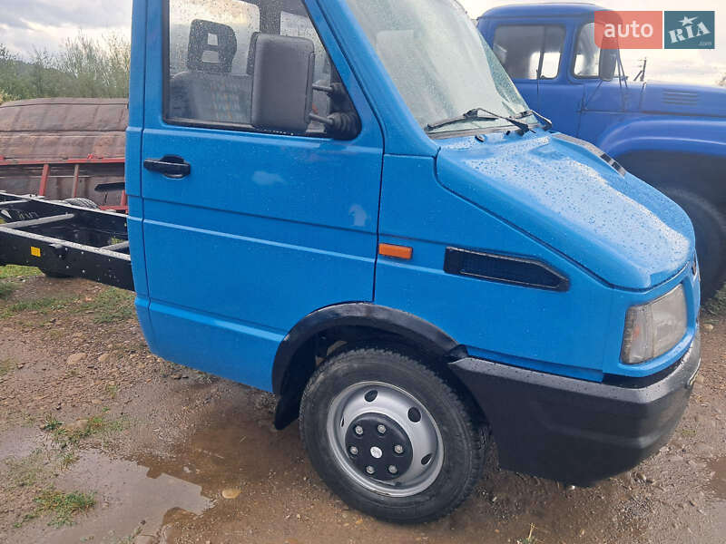 Грузовой фургон Iveco Daily 1999 в Ивано-Франковске
