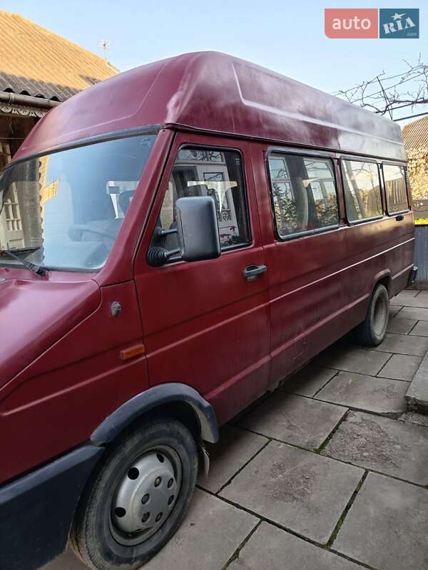 Минивэн Iveco Daily 1997 в Черновцах