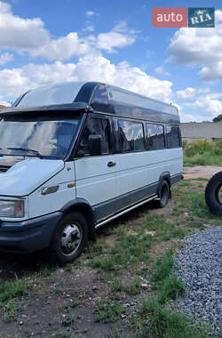 Другие автобусы Iveco Daily 1999 в 