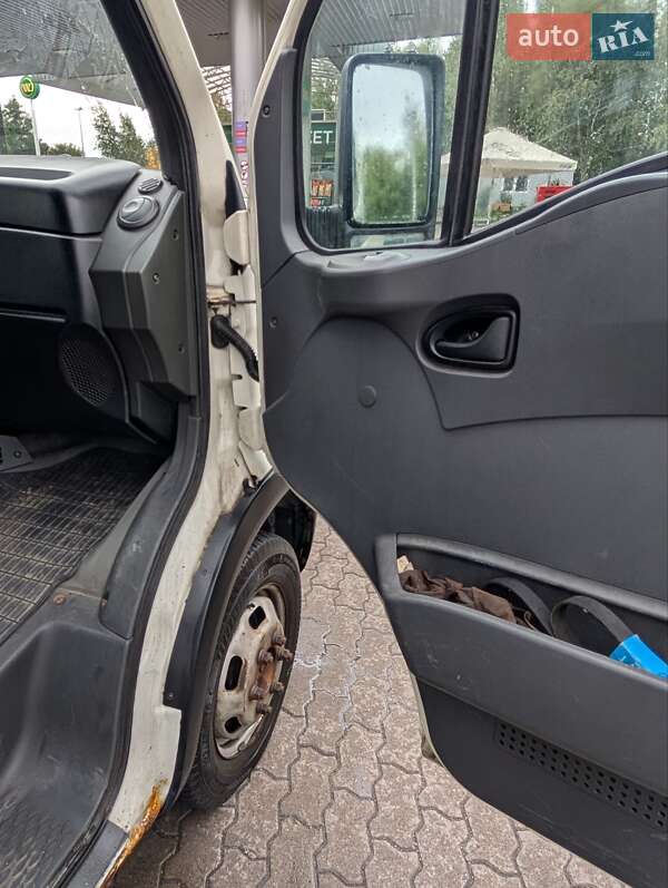Грузовой фургон Iveco Daily 2005 в Ровно