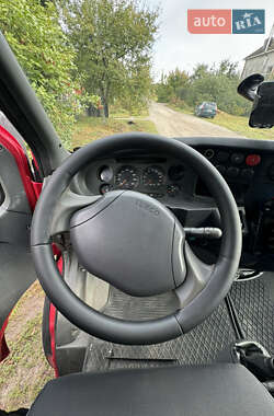 Эвакуатор Iveco Daily 2002 в 