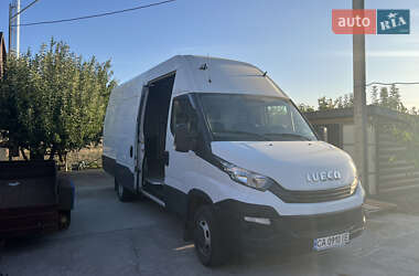 Грузовой фургон Iveco Daily 2019 в 