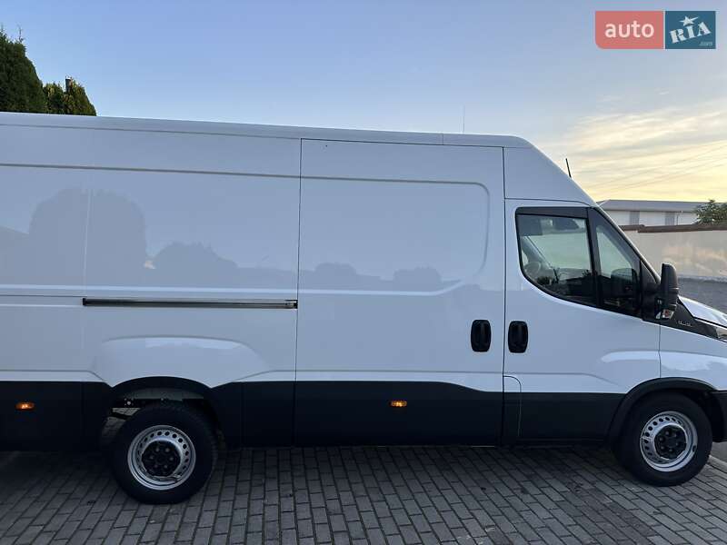 Грузовой фургон Iveco Daily 2023 в Рава-Русской