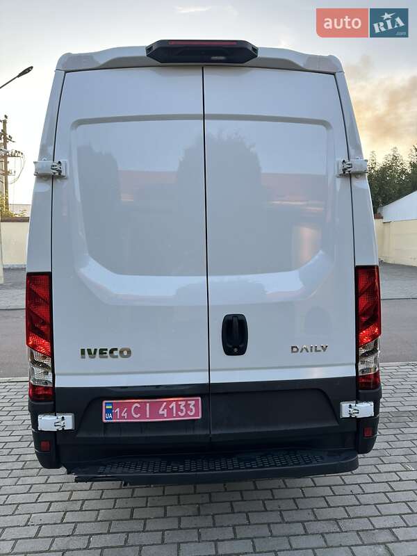 Грузовой фургон Iveco Daily 2023 в Рава-Русской