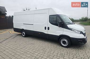 Грузовой фургон Iveco Daily 2021 в 