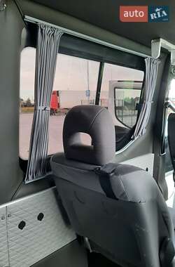Мікроавтобус Iveco Daily 2016 в Луцьку