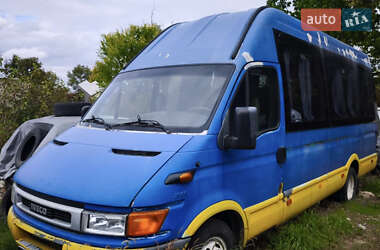Приміський автобус Iveco Daily 2004 в Каневі