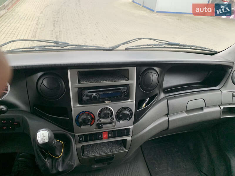 Микроавтобус грузовой (до 3,5т) Iveco Daily 2011 в Львове