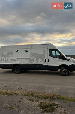 Грузовой фургон Iveco Daily 2015 в  фото 4 Грузовой фургон Iveco Daily 2015 в
