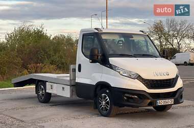 Автовоз Iveco Daily 2020 в Ужгороде