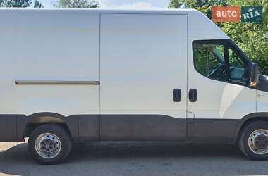 Грузовой фургон Iveco Daily 2017 в 
