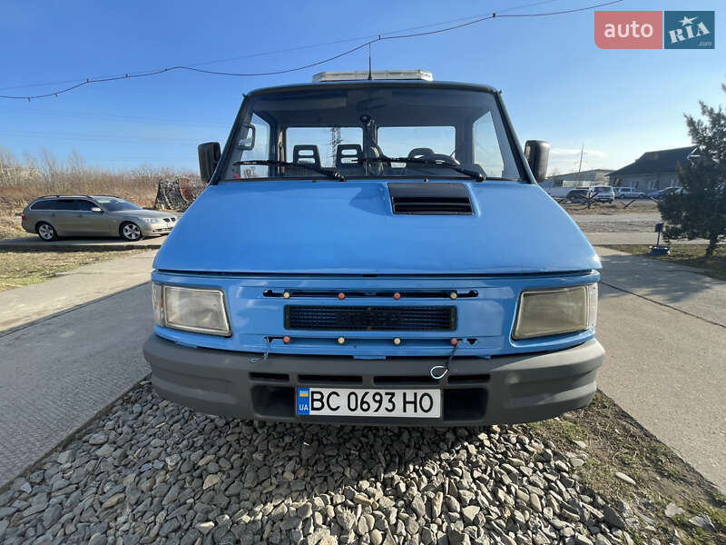 Евакуатор Iveco Daily 1997 в Стрию