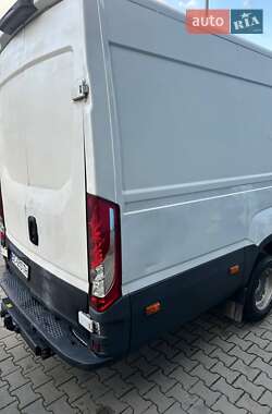 Вантажопасажирський фургон Iveco Daily 2018 в 