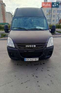 Вантажний фургон Iveco Daily 2007 в Києві