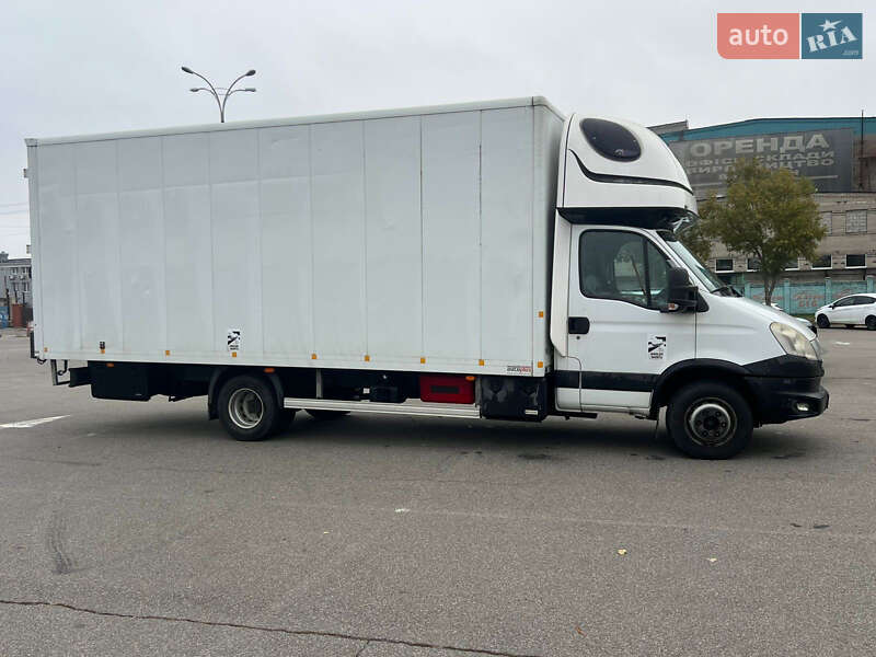 Вантажний фургон Iveco Daily 2013 в Києві