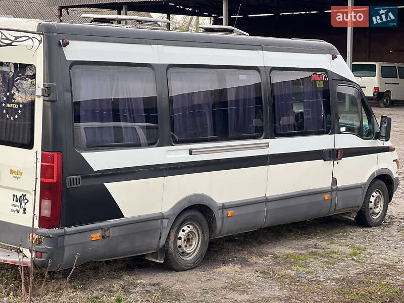 Городской автобус Iveco Daily 2000 в Жмеринке