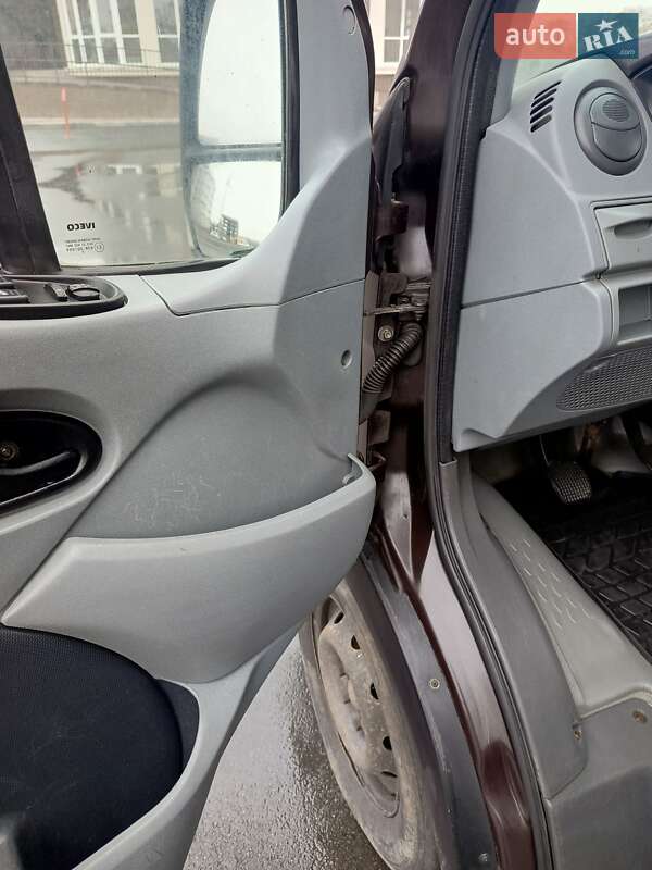 Вантажний фургон Iveco Daily 2007 в Києві фото 11 Вантажний фургон Iveco Daily 2007 в Києві