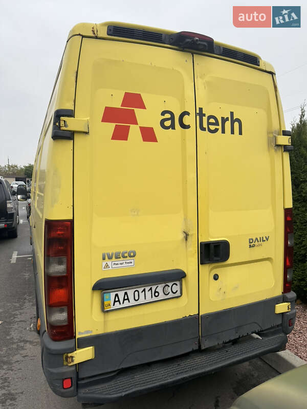 Грузовой фургон Iveco Daily 2006 в Киеве