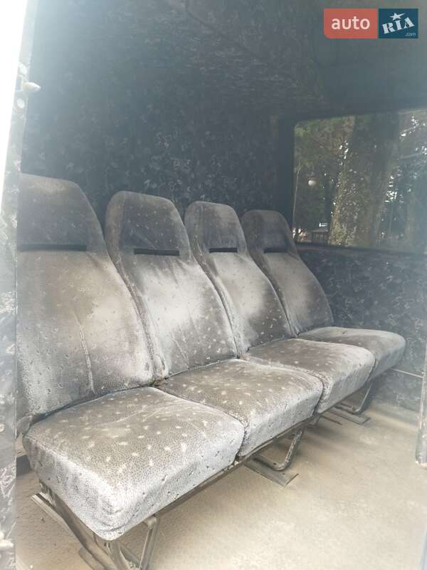 Мінівен Iveco Daily 2000 в Львові