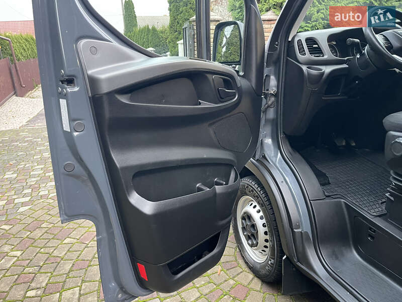 Вантажний фургон Iveco Daily 2022 в Чернівцях фото 7 Вантажний фургон Iveco Daily 2022 в Чернівцях