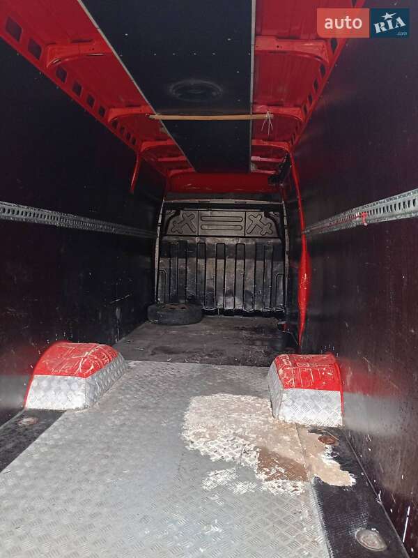 Грузовой фургон Iveco Daily 2016 в Киеве фото 13 Грузовой фургон Iveco Daily 2016 в Киеве