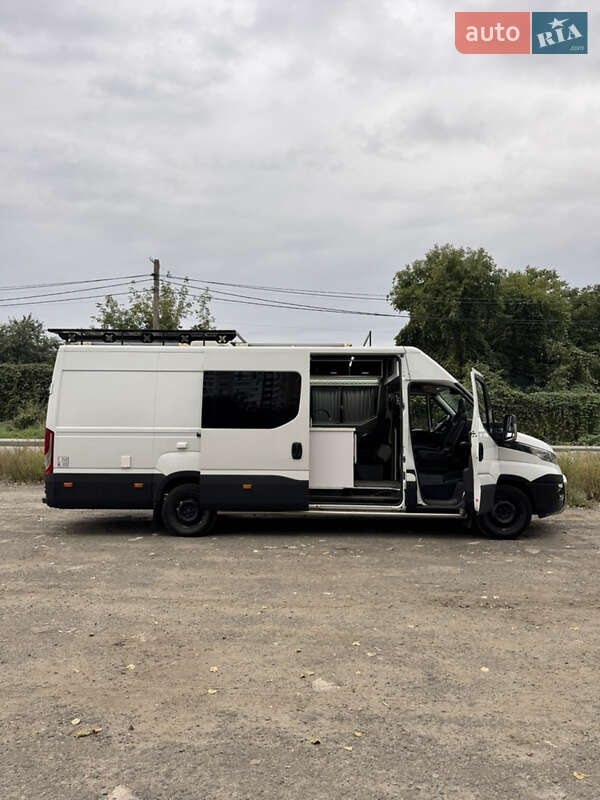 Дом на колесах Iveco Daily 2016 в Киеве