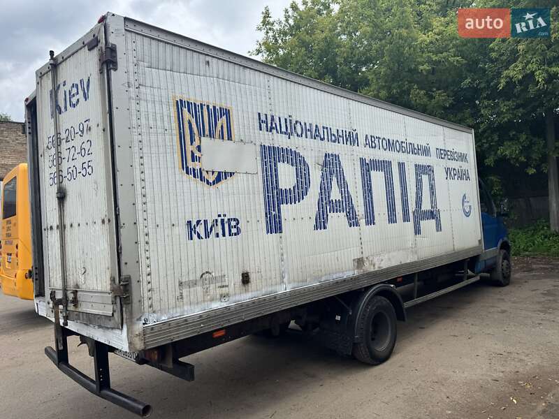 Вантажний фургон Iveco Daily 2003 в Києві