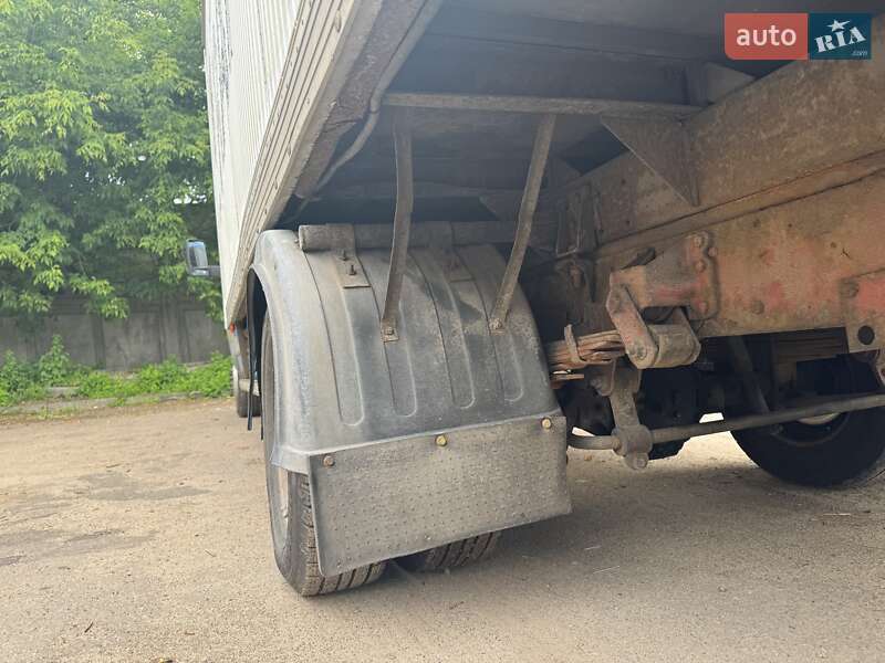 Вантажний фургон Iveco Daily 2003 в Києві