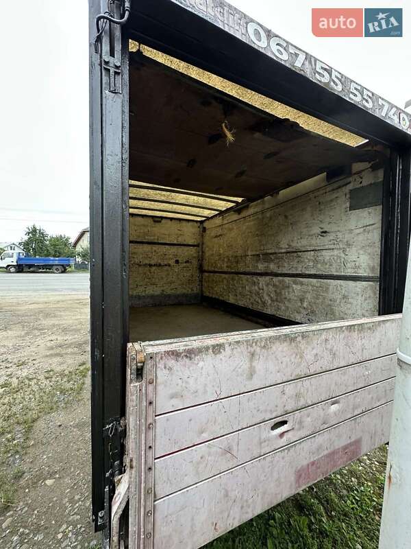 Вантажопасажирський фургон Iveco Daily 2005 в Івано-Франківську