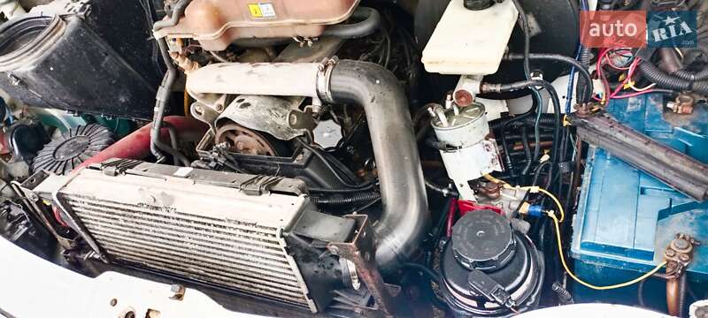 Мікроавтобус вантажний (до 3,5т) Iveco Daily 2002 в Хмельницькому фото 9 Мікроавтобус вантажний (до 3,5т) Iveco Daily 2002 в Хмельницькому