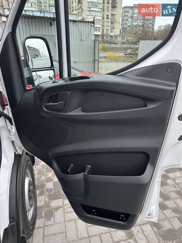 Эвакуатор Iveco Daily 2019 в Запорожье