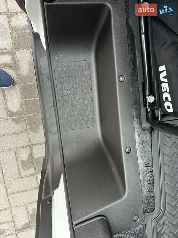 Эвакуатор Iveco Daily 2019 в Запорожье