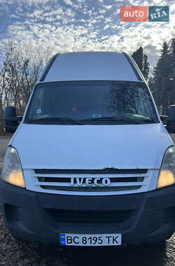 Грузовой фургон Iveco Daily 2010 в Львове