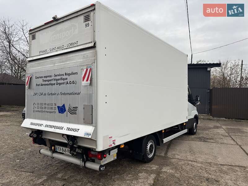 Вантажний фургон Iveco Daily 2018 в Нововолинську