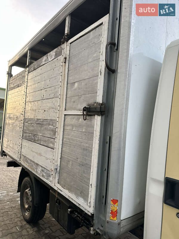 Для перевозки животных Iveco Daily 2005 в Черновцах